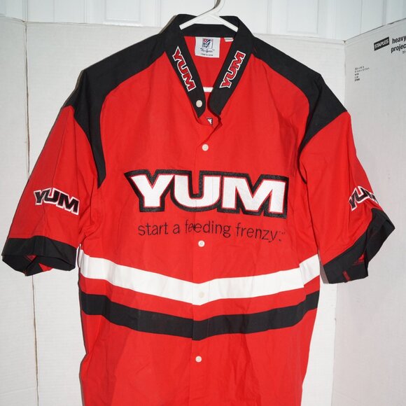 YUM Tournament Fishing Shirt XL Feeding Frenzy New NWOT NOS Embroidered Lures